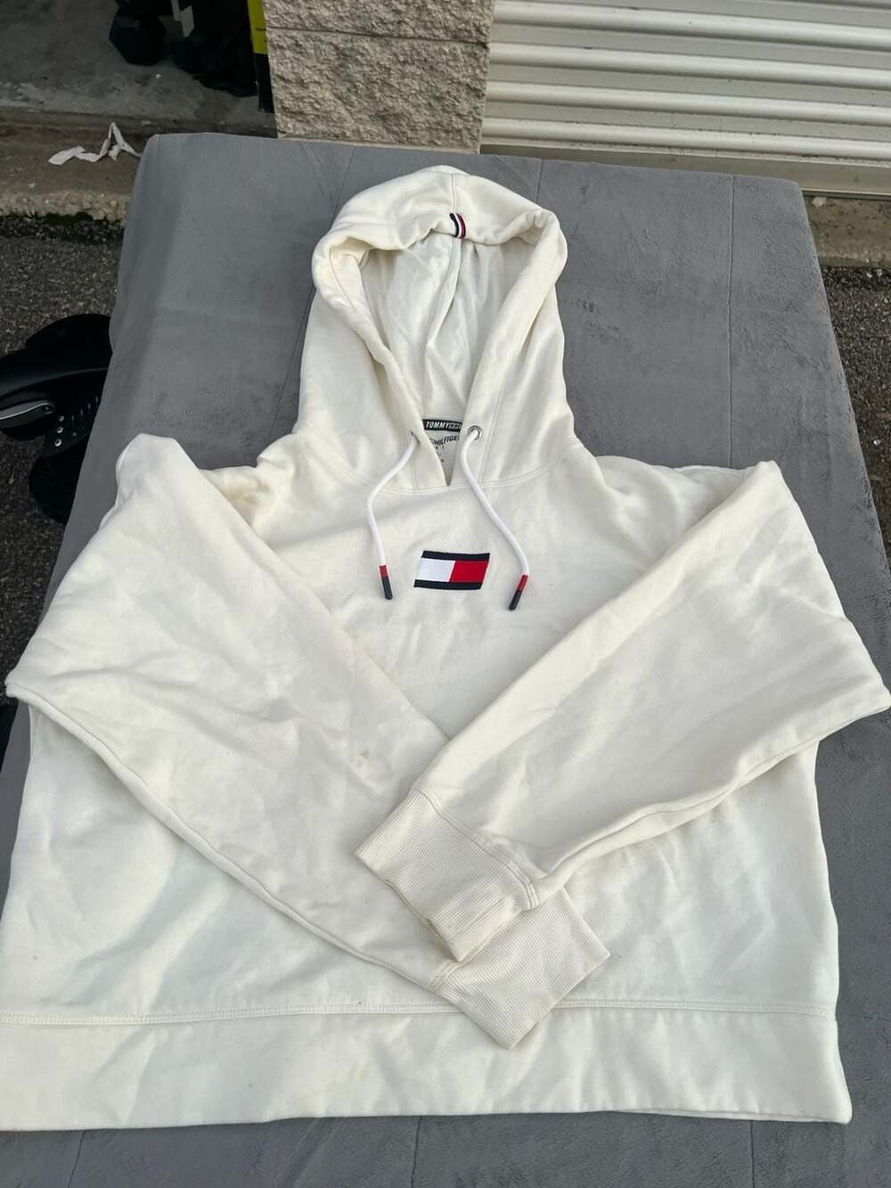 Tommy Hilfiger Sport Hoodie Size XL White Logo Pullover Sweatshirt